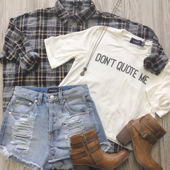 Black Plaid Button Down Oversized Linen Top - Picture 4 of 8